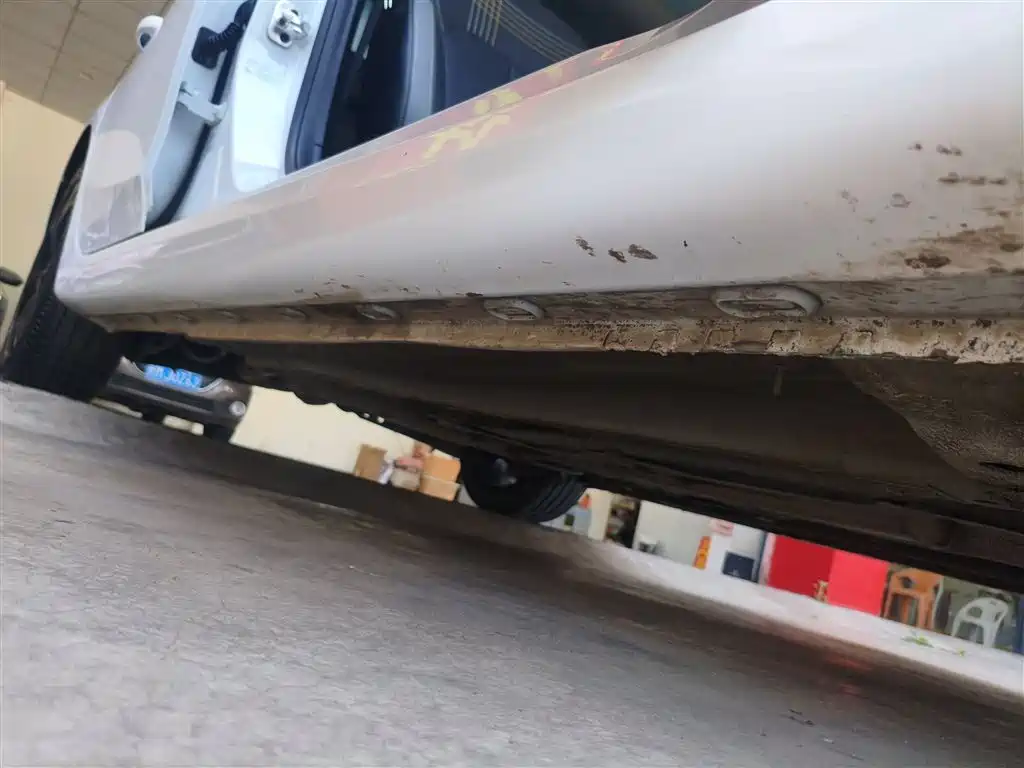 Roewe i6 MAX 2020 300TGI automatic cool canopy version купить на сайте DeffCars