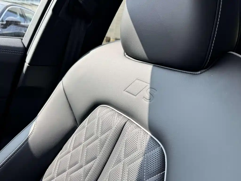 Audi A5L 2026 2.0T sports version quattro купить на сайте DeffCars