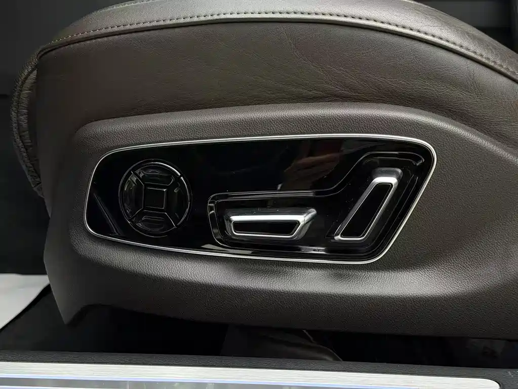 Audi A8 2021 A8L 50 TFSI quattro comfort type купить на сайте DeffCars