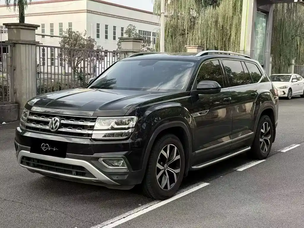 Touron 2019 380TSI four-wheel drive luxury version National VI купить на сайте DeffCars