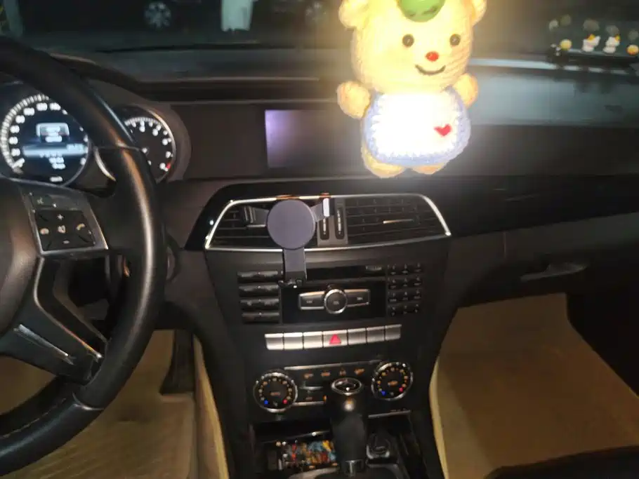 Mercedes-Benz C-Class 2013 C 180 CGI Classic купить на сайте DeffCars
