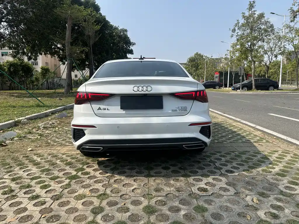 Audi A3 2023 A3L Limousine 35 TFSI aggressive and sporty купить на сайте DeffCars