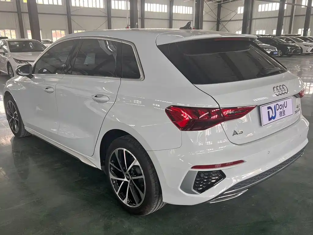 Audi A3 2023款 改款 Sportback 35 TFSI 进取运动型 купить на сайте DeffCars