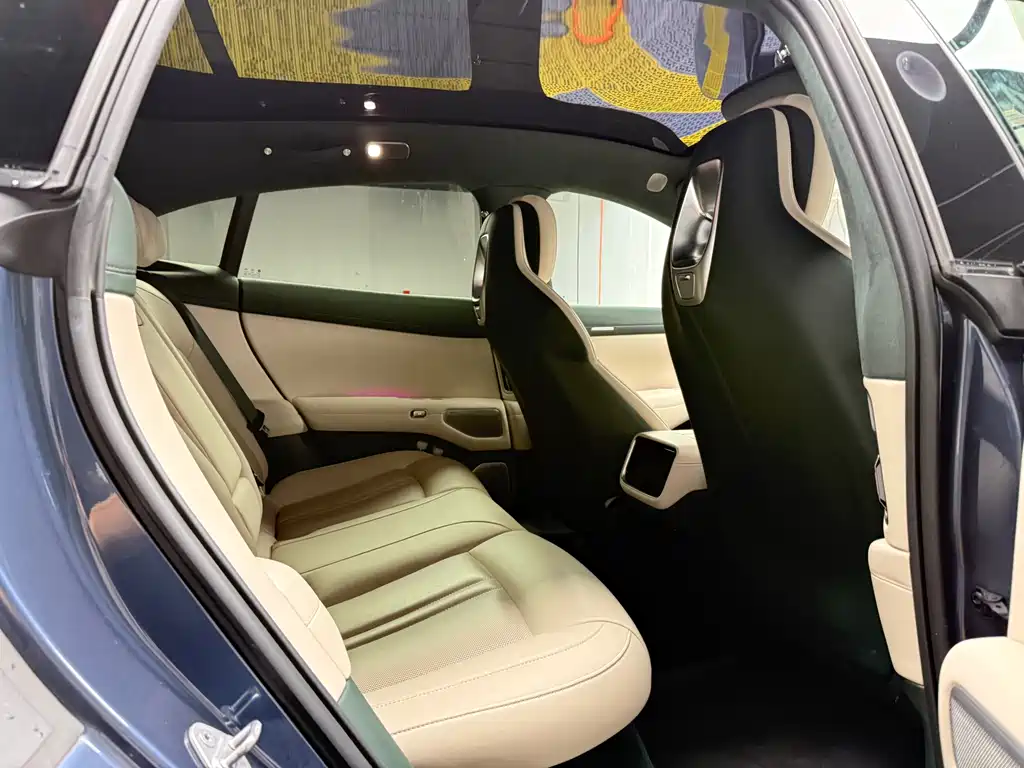 YU7 2025 Max Edition купить на сайте DeffCars