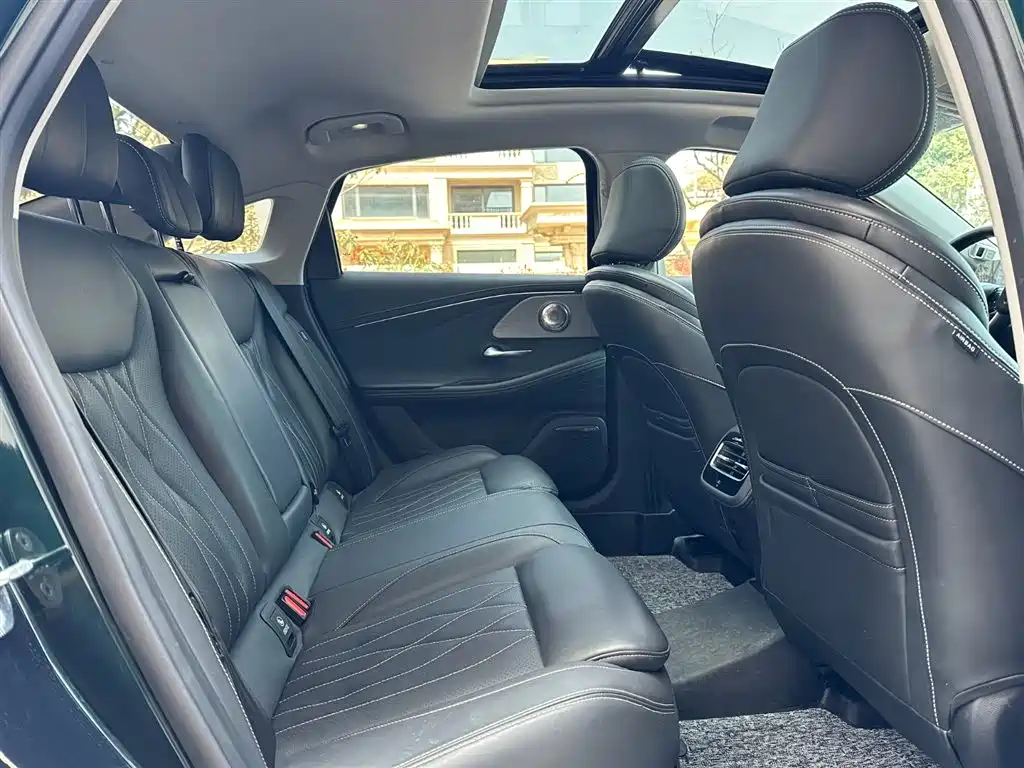Arrizo 8 2023 High Energy Edition 2.0T DCT Royal купить на сайте DeffCars
