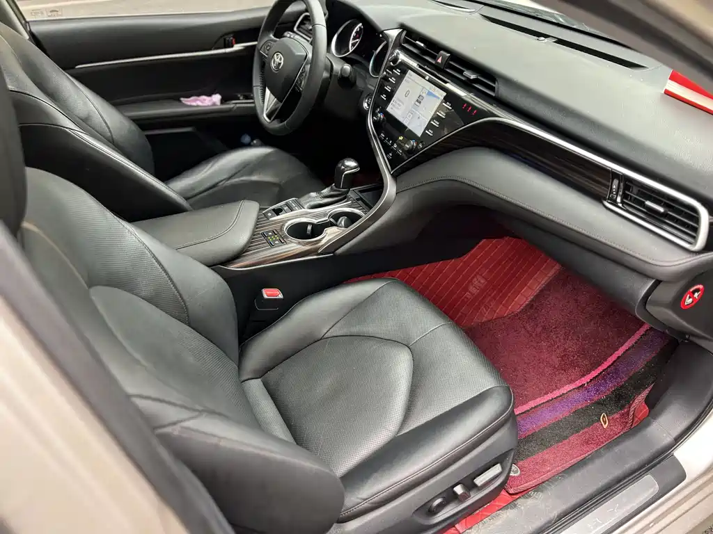 Camry 2018 2.5Q flagship version купить на сайте DeffCars