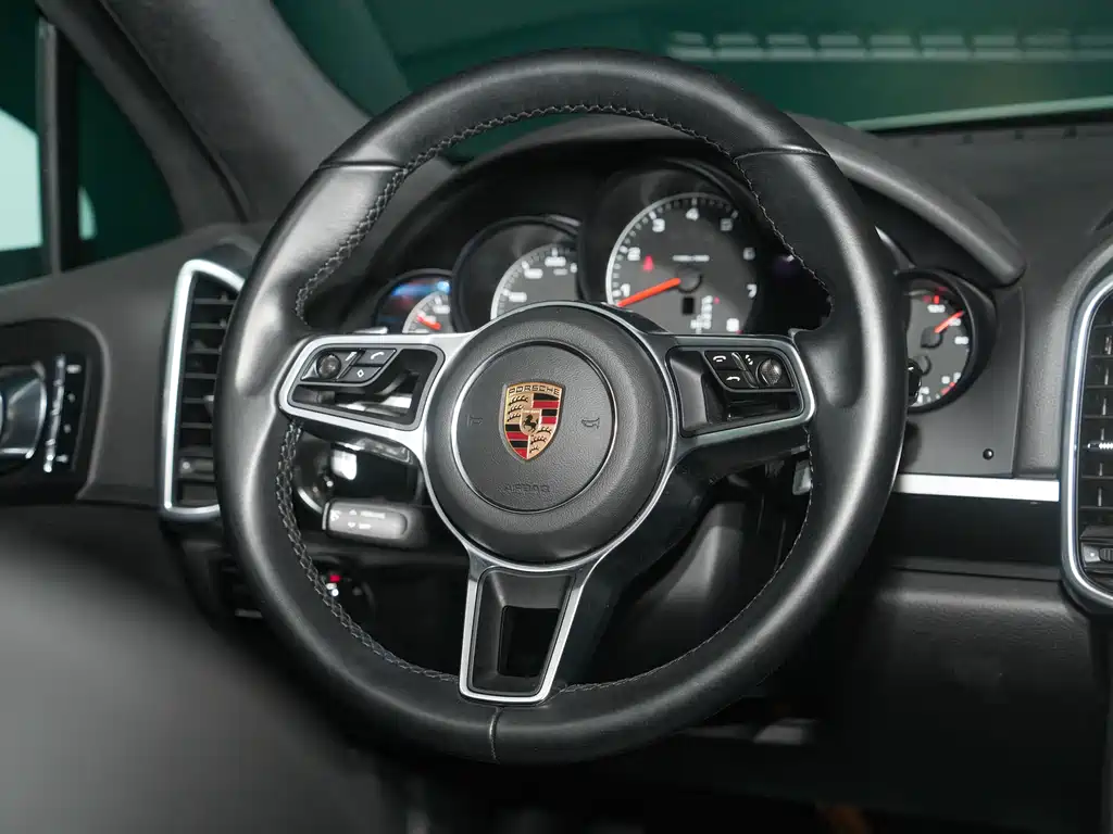 Cayenne 2016 Cayenne 3.0T купить на сайте DeffCars