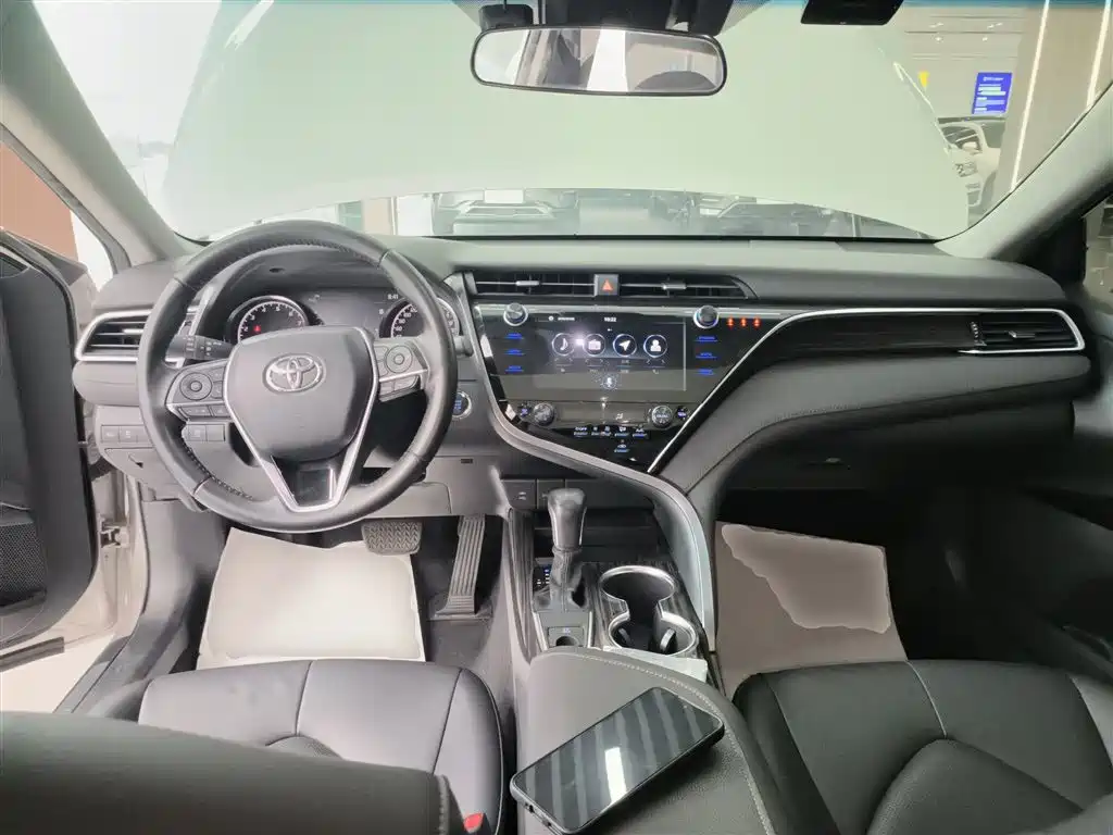 Camry 2019 2.0G Deluxe Edition National VI купить на сайте DeffCars