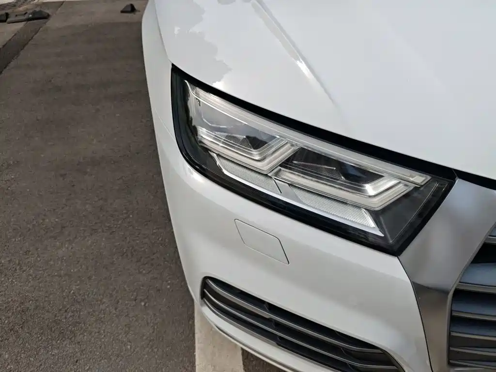 Audi Q5L 2020 facelift 40 TFSI enjoys fashionable style купить на сайте DeffCars