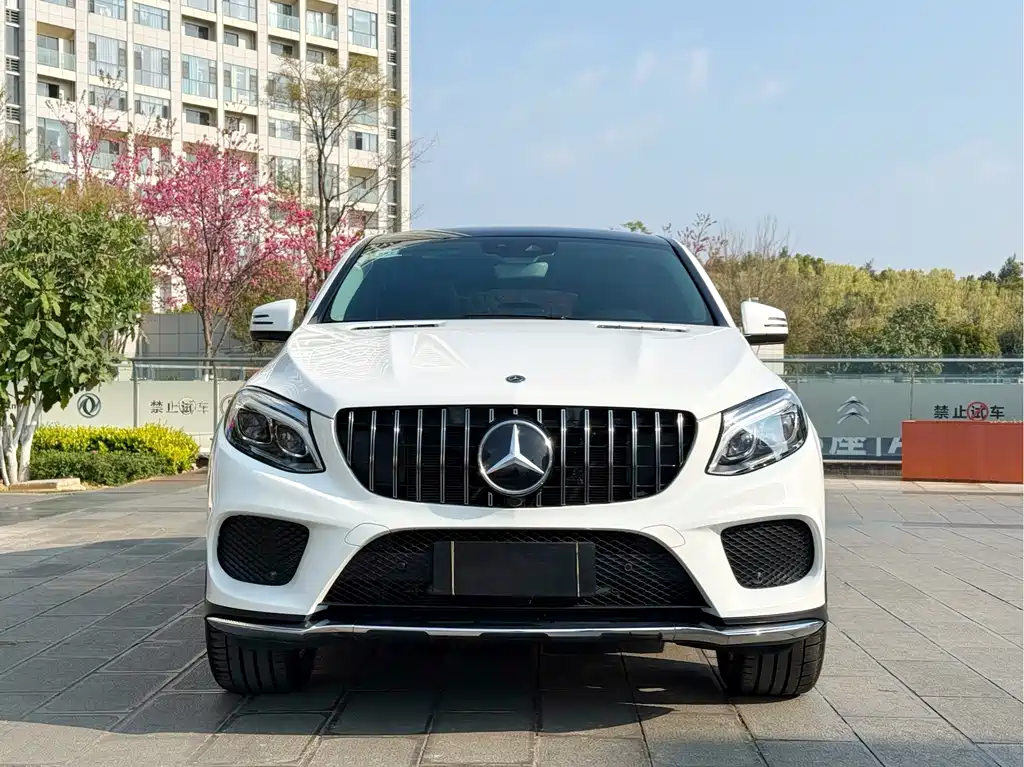 Mercedes-Benz GLE Coupe 2018 GLE 320 4MATIC Coupe SUV купить на сайте DeffCars