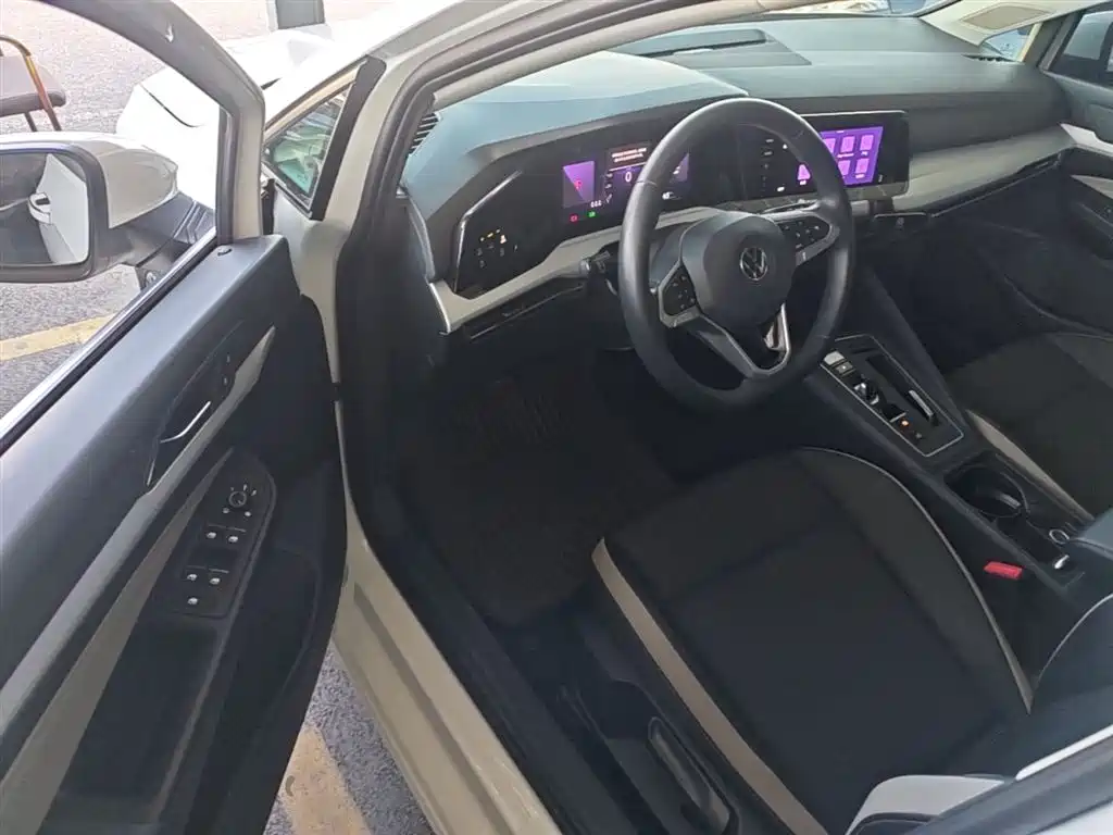 Golf 2023 280TSI DSG Pro купить на сайте DeffCars