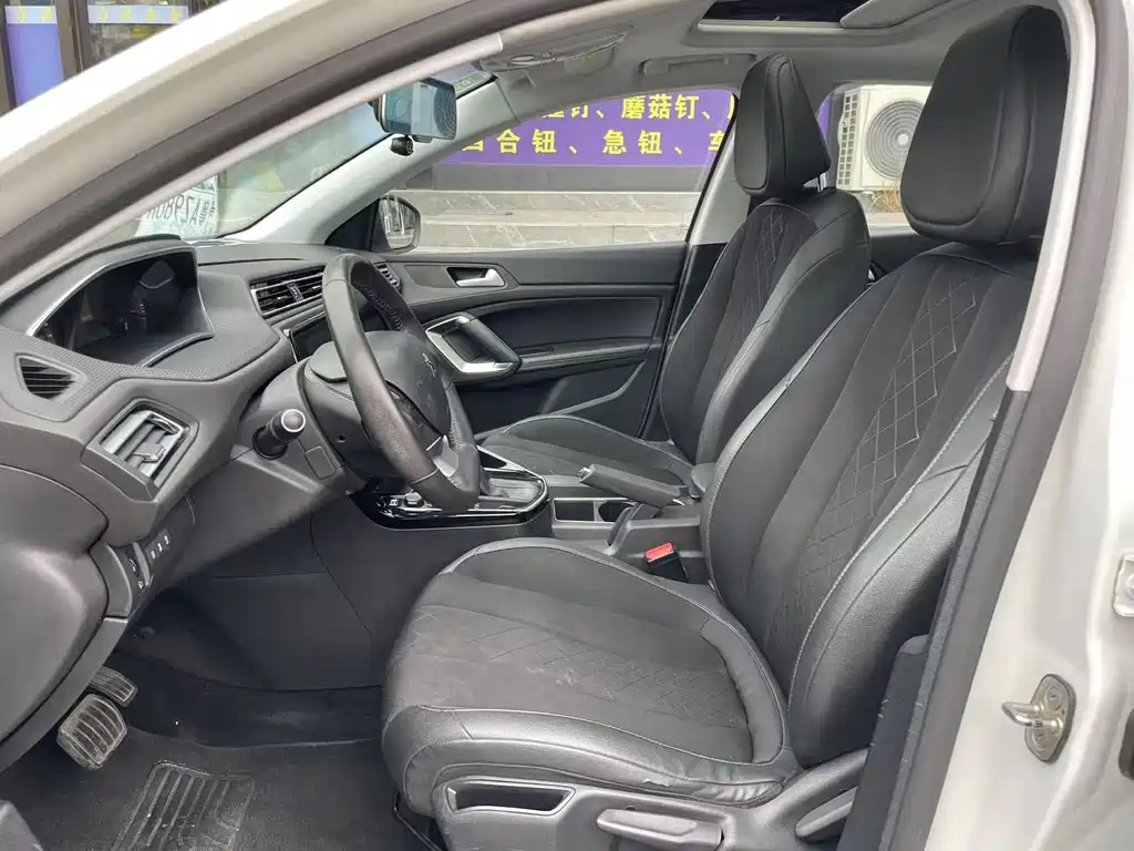 Peugeot 308 2016 230THP Automatic Deluxe Edition купить на сайте DeffCars
