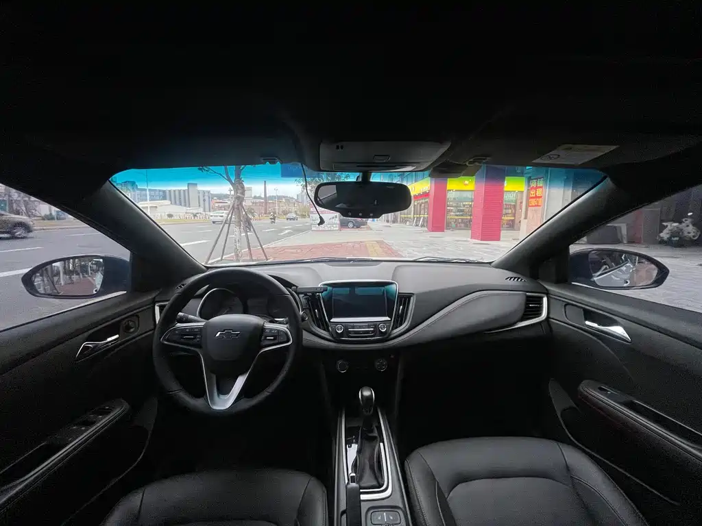 Cruze 2019 RS 330T automatic version National VI купить на сайте DeffCars