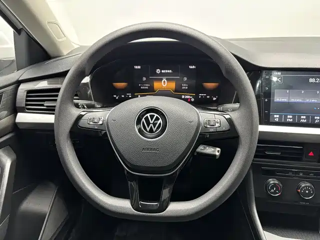 Lavida 2022 1.5L automatic comfort version купить на сайте DeffCars