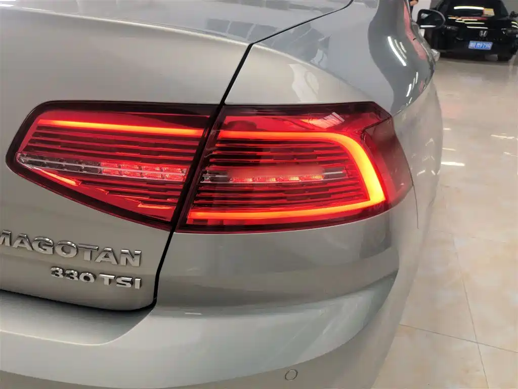 Magotan 2019 330TSI DSG leading model National VI купить на сайте DeffCars