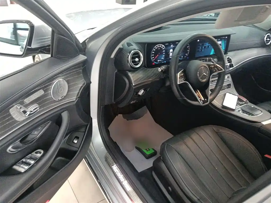 Mercedes-Benz E-Class 2021 E 300 L Premium Model купить на сайте DeffCars