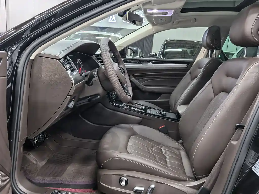 Huiang 2021 380TSI Deluxe Edition купить на сайте DeffCars