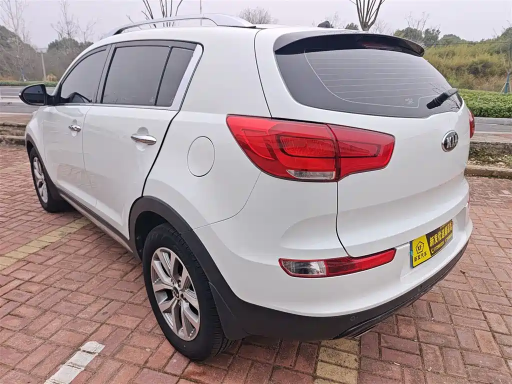Zhipao 2016 2.0L automatic two-wheel drive GLS купить на сайте DeffCars