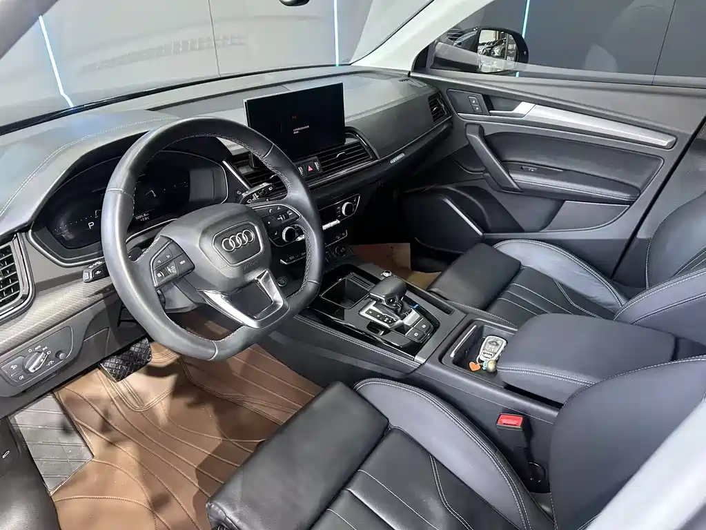 Audi Q5L 2022 40T luxury and dynamic model купить на сайте DeffCars