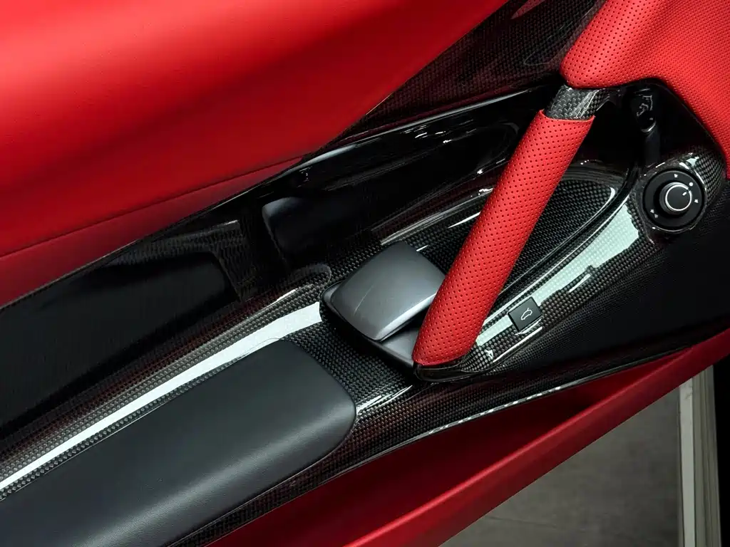 Ferrari 812 2020 6.5L GTS купить на сайте DeffCars
