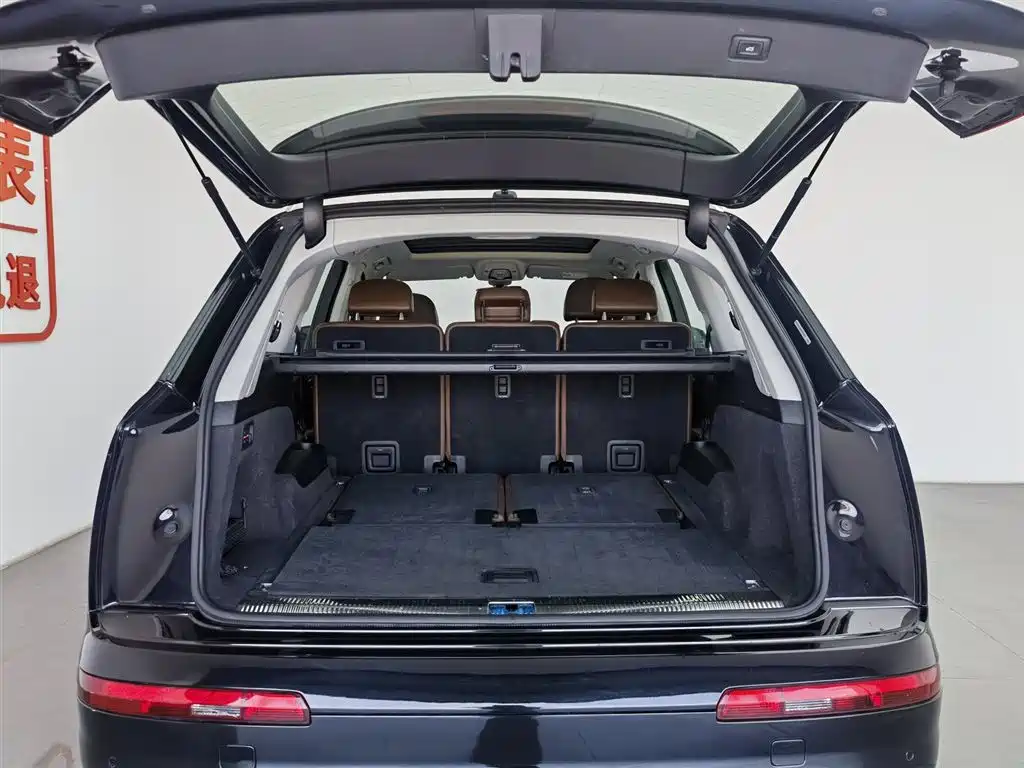 Audi Q7 2019 45 TFSI Comfort купить на сайте DeffCars