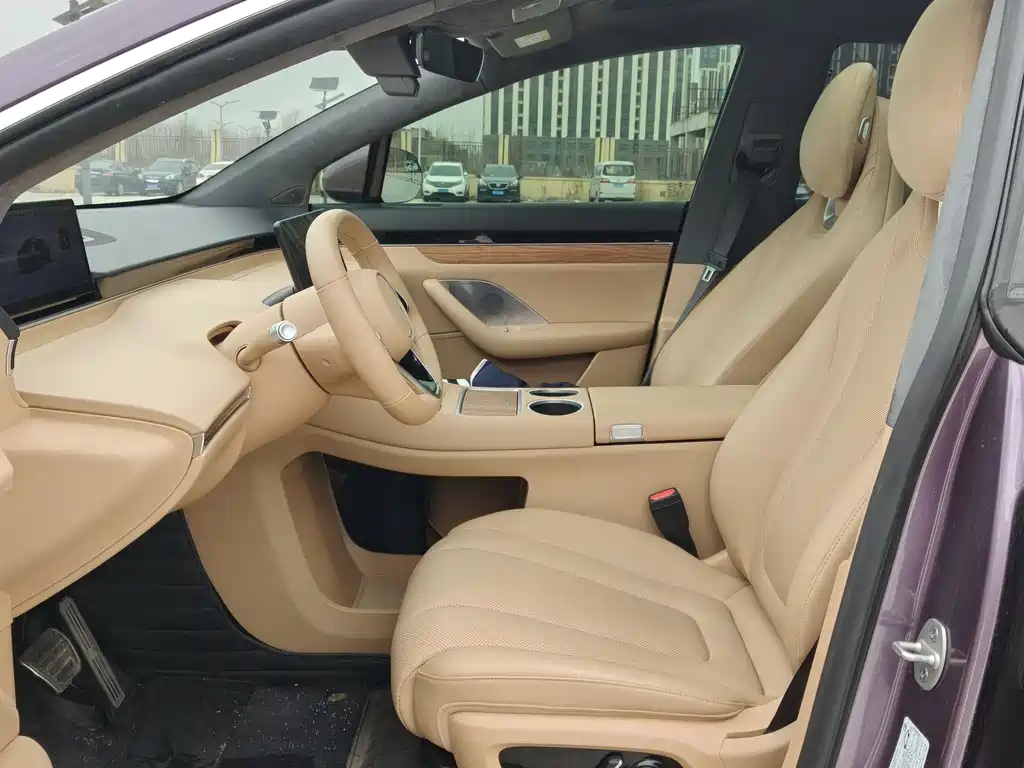 Zhijie R7 2024 pure electric 802km Max купить на сайте DeffCars