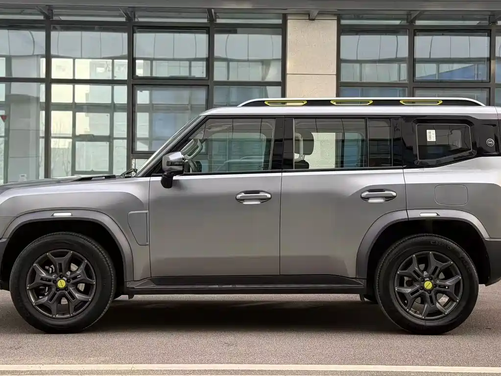 Jietu Traveler 2023 2.0T four-wheel drive crossover PRO купить на сайте DeffCars