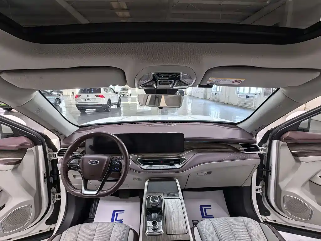 Lingyu 2021 EcoBoost 225 collar type 7 seats купить на сайте DeffCars
