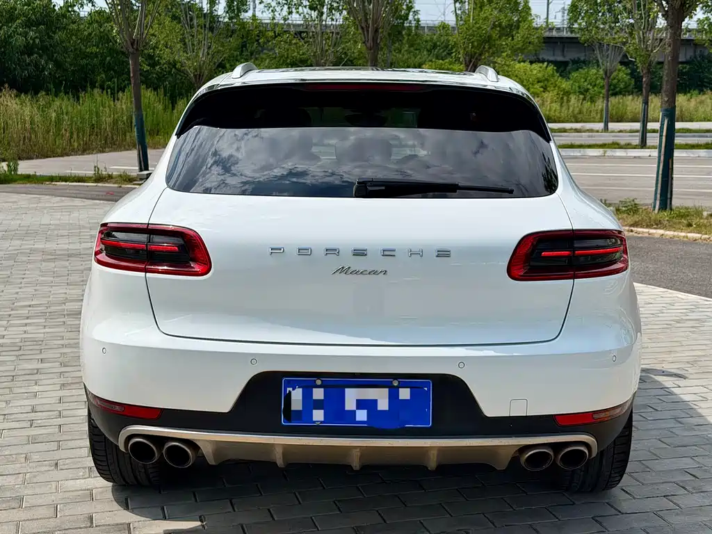 Macan 2017 Macan 2.0T купить на сайте DeffCars