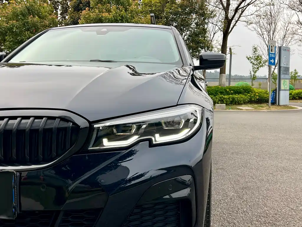 BMW 3 Series 2020 facelift 325i M Sports Night Package купить на сайте DeffCars