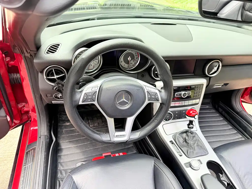 Mercedes SLK-Class 2011 SLK 200 Fashion Edition купить на сайте DeffCars
