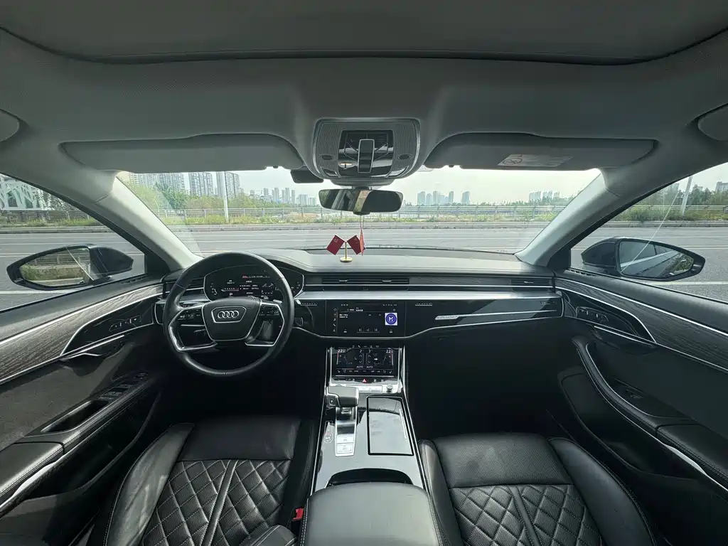 Audi A8 2023 A8L 50 TFSI quattro Premium Selection купить на сайте DeffCars