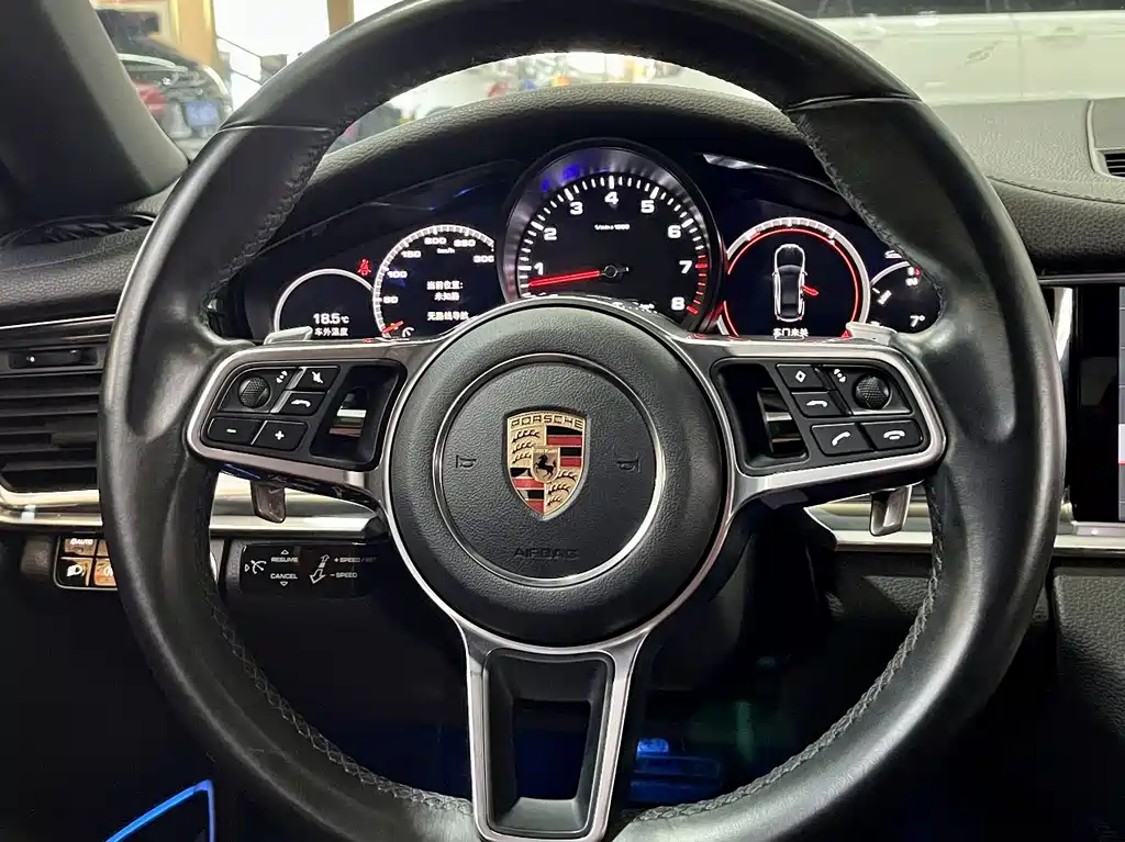 Panamera 2019 Panamera 2.9T купить на сайте DeffCars