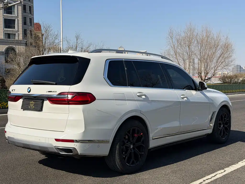 BMW X7 2019 xDrive40i Leading Luxury Package купить на сайте DeffCars