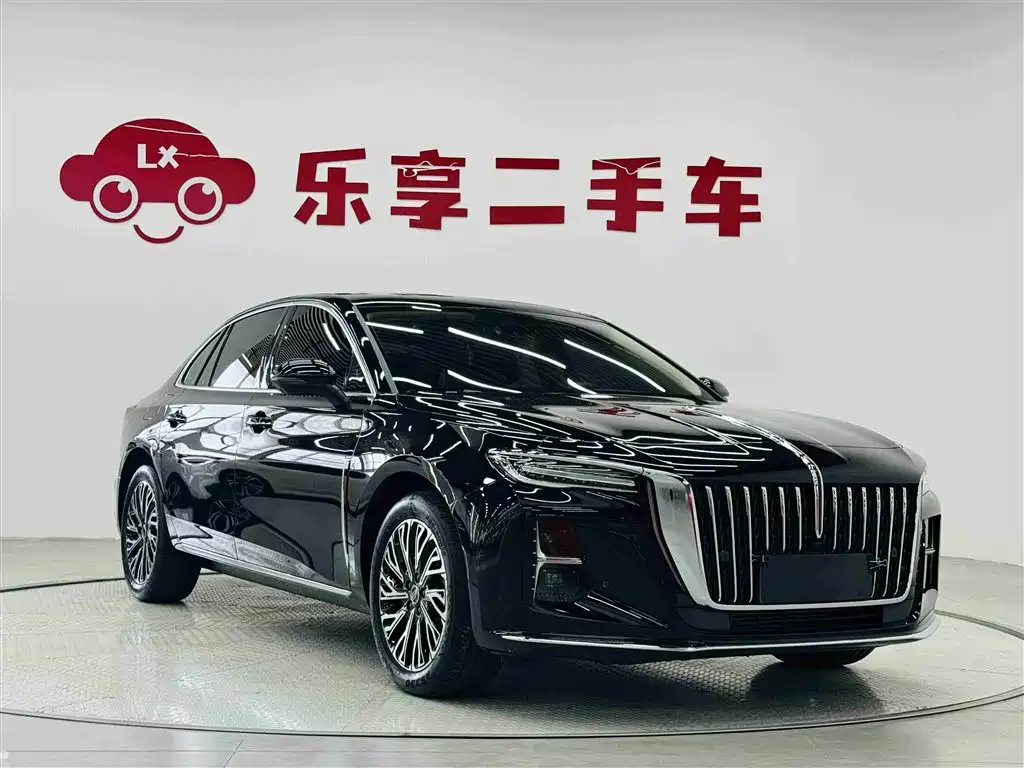 Hongqi H5 2025 2.0T automatic Qichang version купить на сайте DeffCars