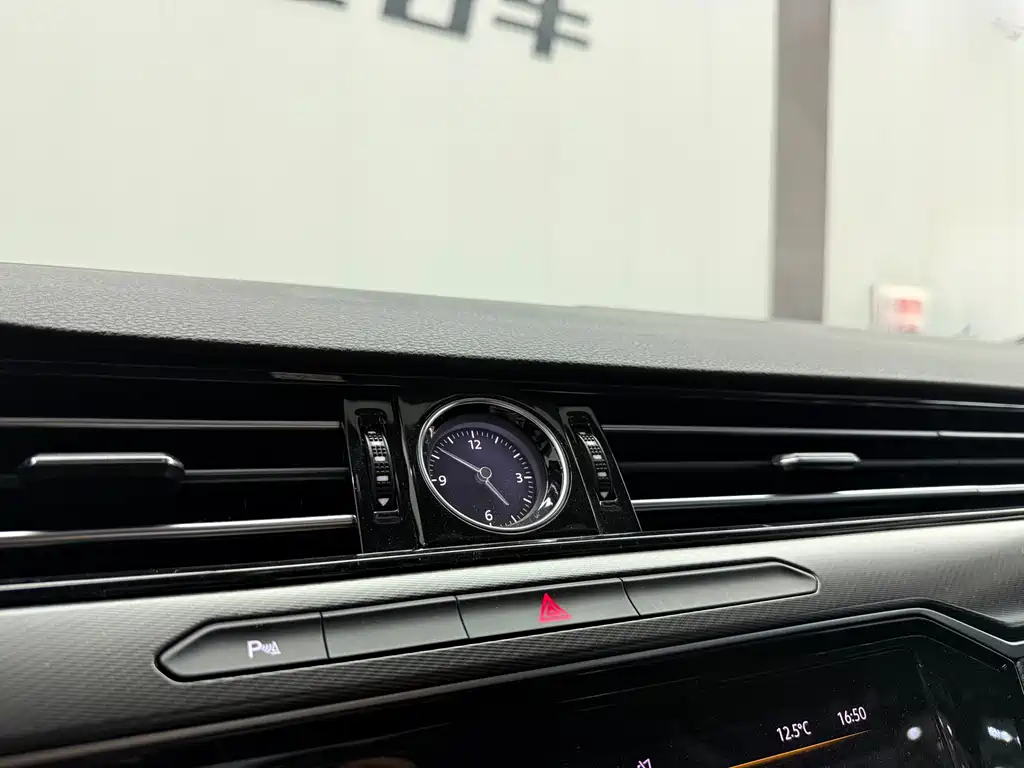 Magotan 2020 330TSI DSG leading model купить на сайте DeffCars