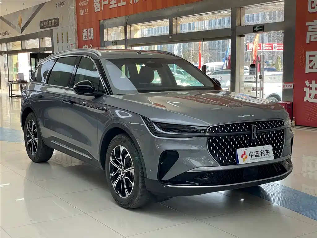 Voyager 2023 2.0T four-wheel drive premium version купить на сайте DeffCars