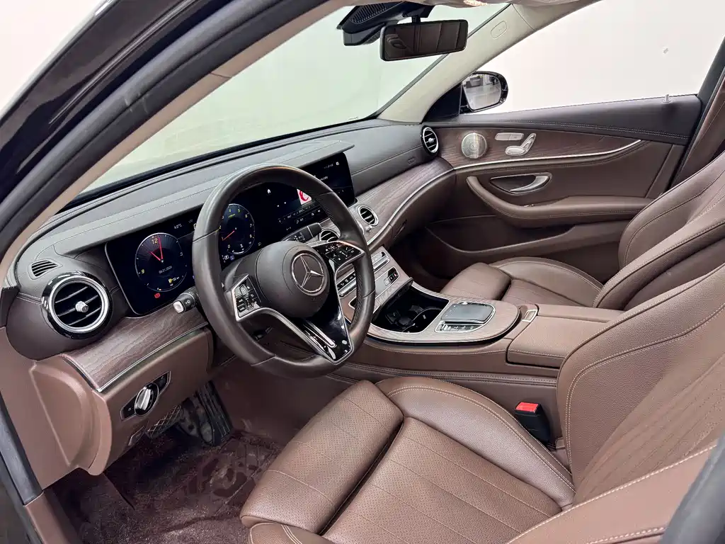 Mercedes-Benz E-Class 2022 E 300 L Luxury Model купить на сайте DeffCars
