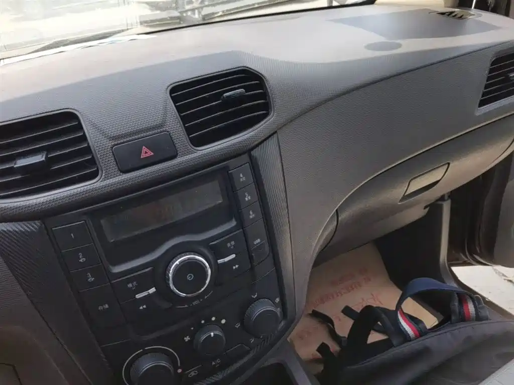 Wuling Hongguang 2020 1.2L S basic model National VI LSI купить на сайте DeffCars