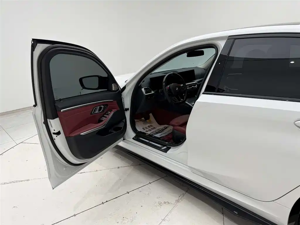 BMW 3 Series 2024 325i M Sports Package купить на сайте DeffCars