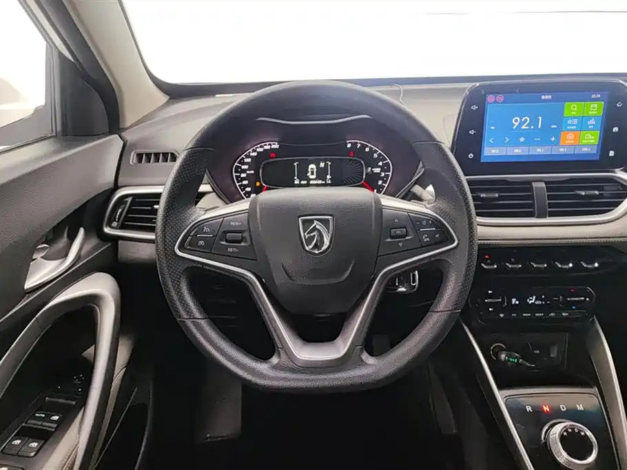 Baojun 510 2017 1.5L automatic fashion model купить на сайте DeffCars