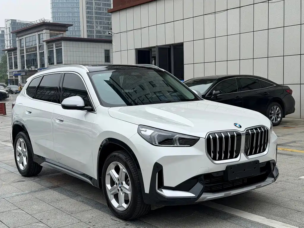 BMW X1 2023 sDrive20Li X Design Package купить на сайте DeffCars