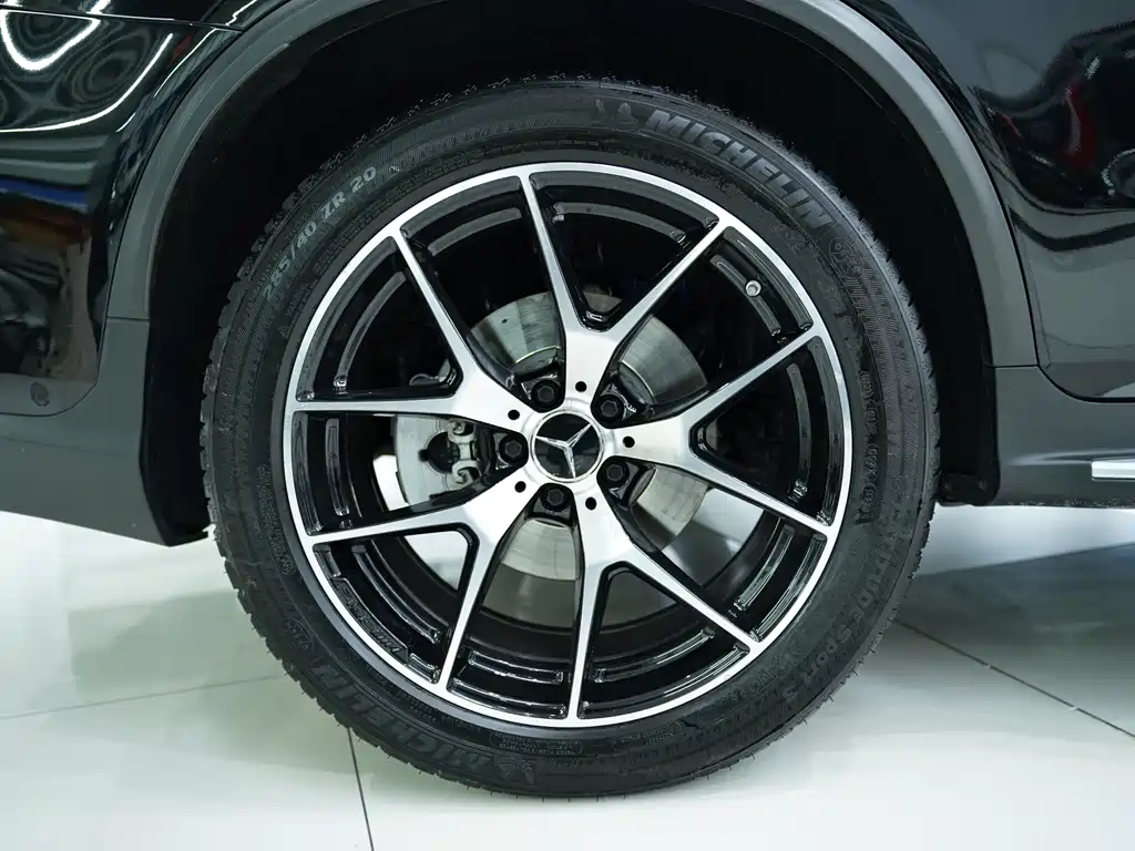 Mercedes-Benz GLC AMG 2022 AMG GLC 43 4MATIC купить на сайте DeffCars