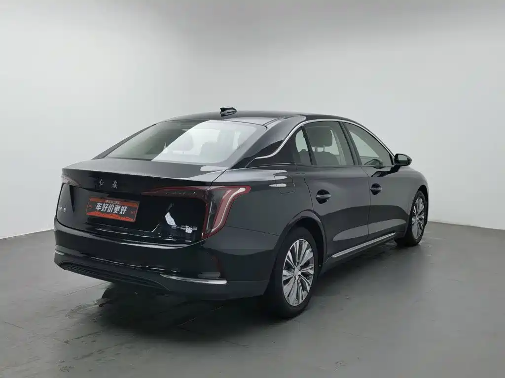 Hongqi E-QM5 2022 431km Charging Enjoyment Edition купить на сайте DeffCars