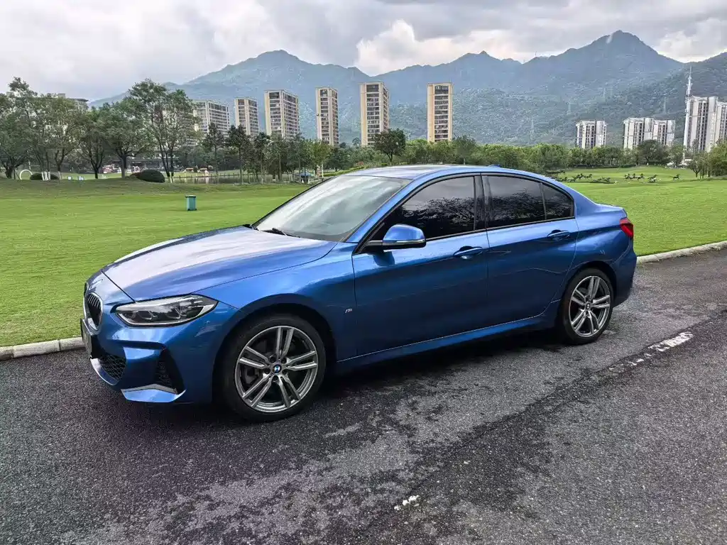 BMW 1 Series 2019 120i Leading M Sports Package купить на сайте DeffCars