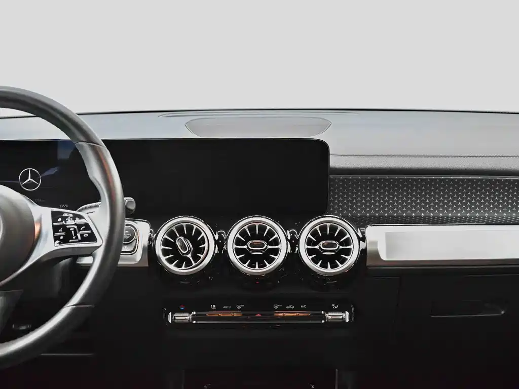 Mercedes-Benz GLB 2024 facelift GLB 220 fashion model купить на сайте DeffCars