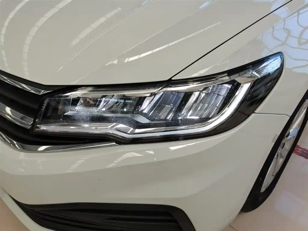 Bora 2021 1.5L Automatic Fashion Smart Connected Edition купить на сайте DeffCars