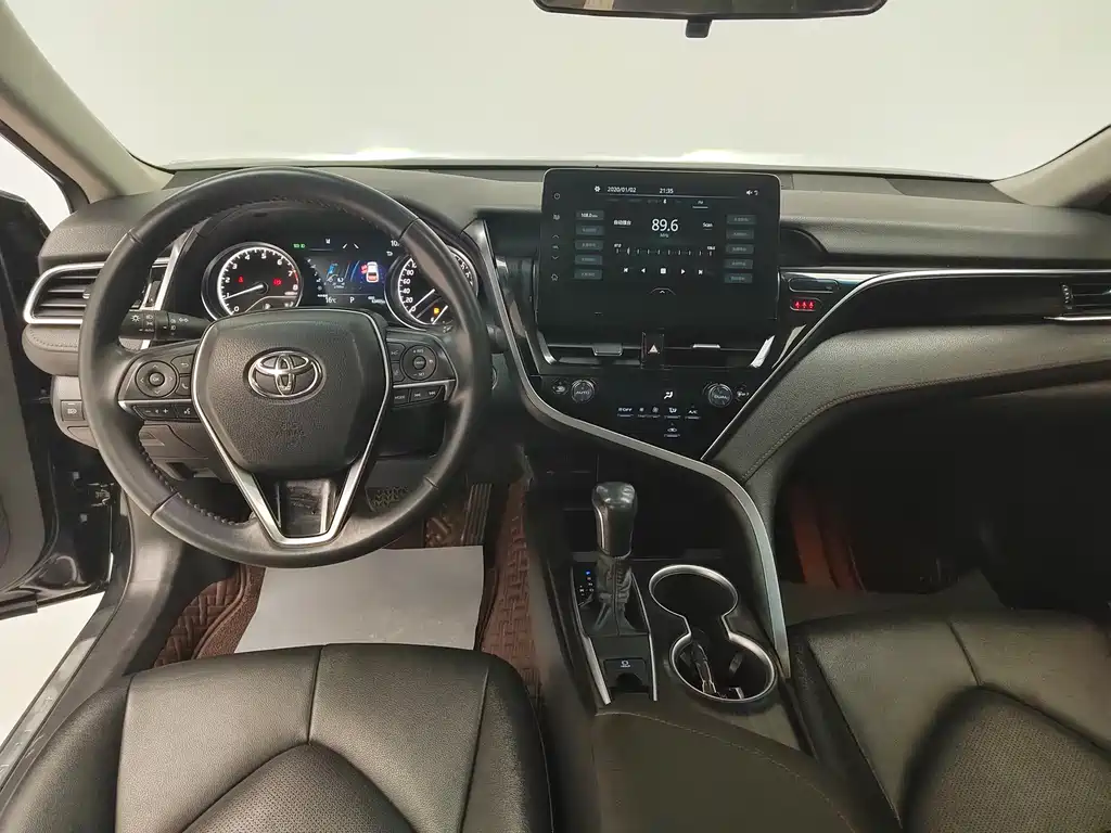 Camry 2021 2.0G Deluxe Edition купить на сайте DeffCars