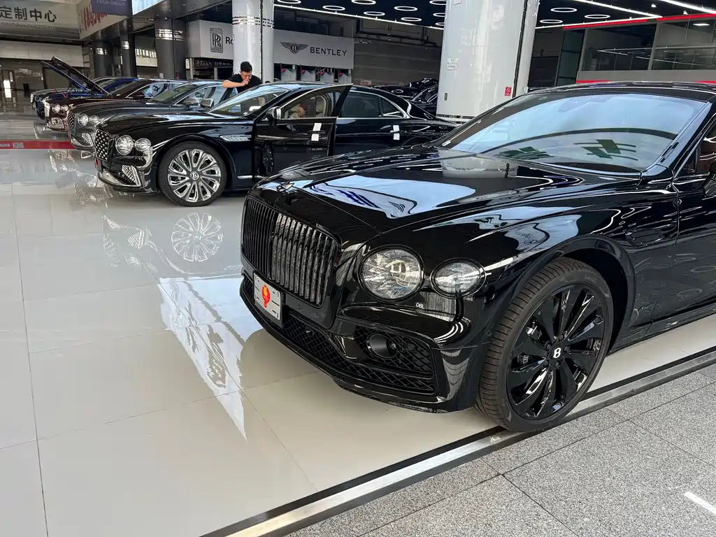 Flying Spur 2024 4.0T V8 S купить на сайте DeffCars