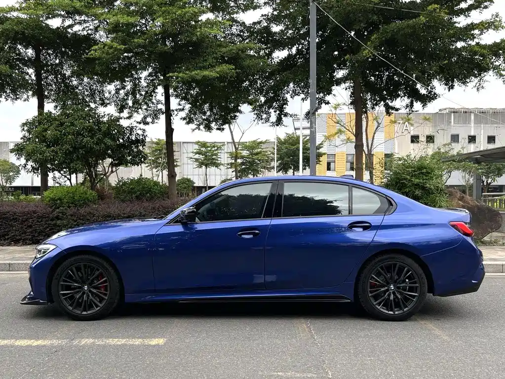 BMW 3 Series 2020 facelift 325i M Sports Night Package купить на сайте DeffCars